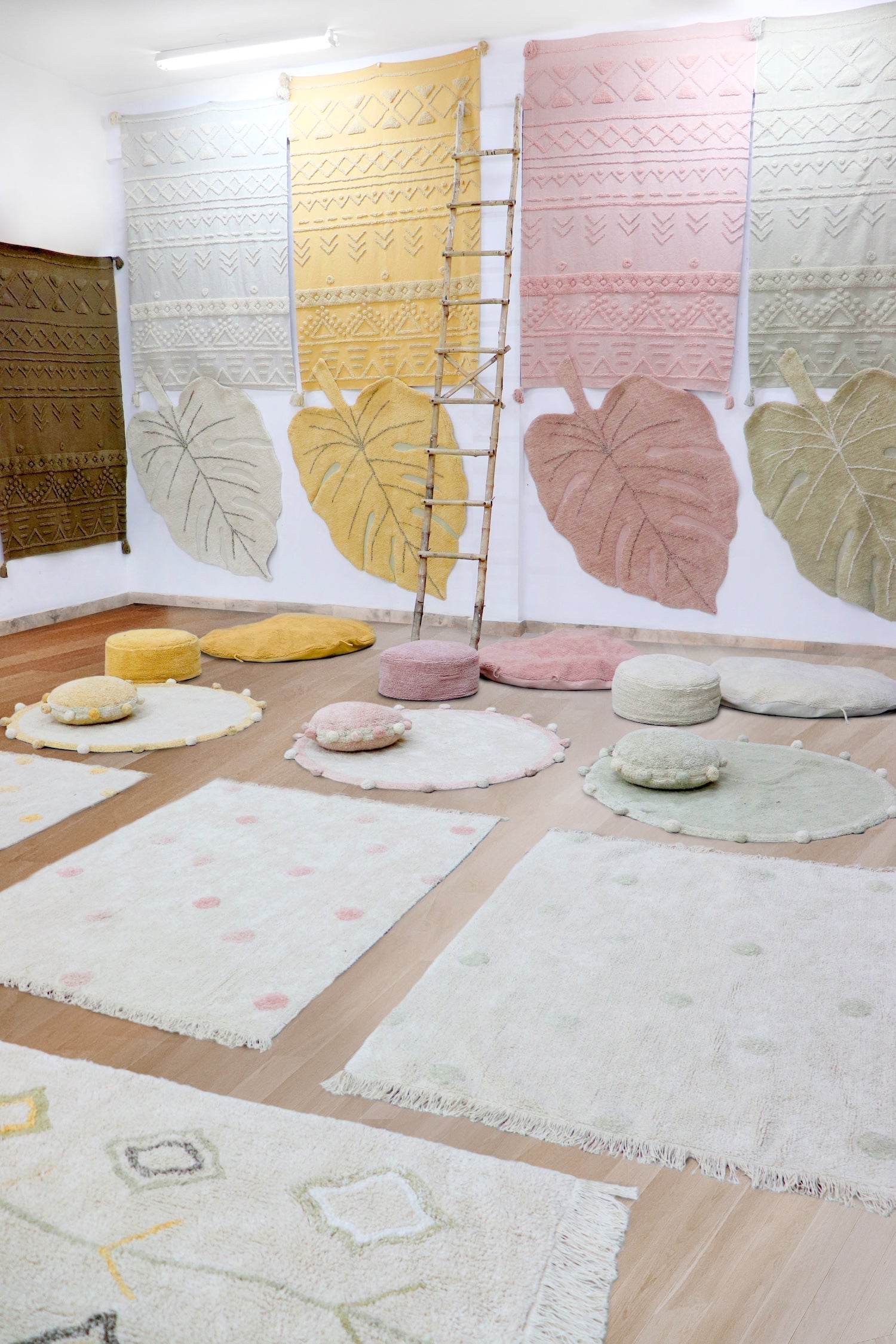 bubbly olive washable rug by lorena canals c bubbly olv 12