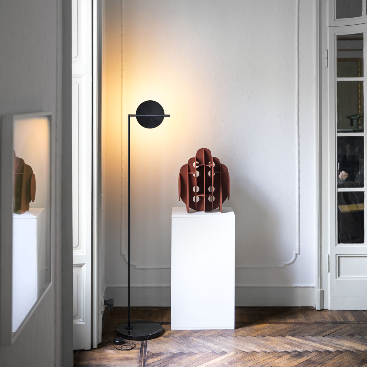 Captain Flint Steel Floor Lighting in Various Colors & Sizes