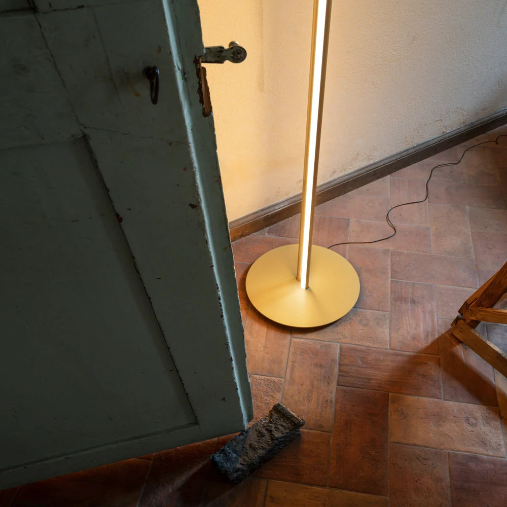 f1801044 coordinates floor lighting by michael anastassiades 8