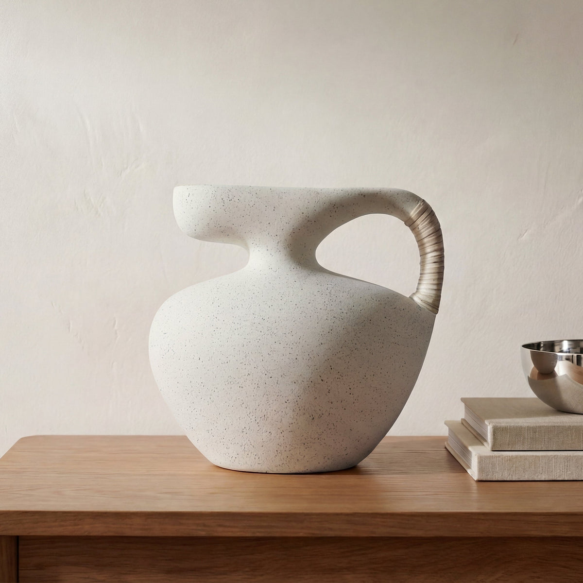Vila Sculptural Vessel