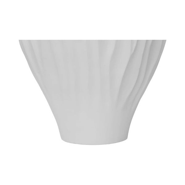 Adria Vessel White