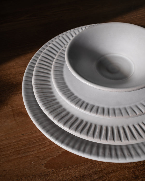 Stripes Matte White Dinner Plate Set Of 4 Uvn 1000100 4