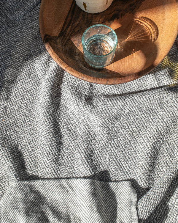 Pergamon Throw in Grey