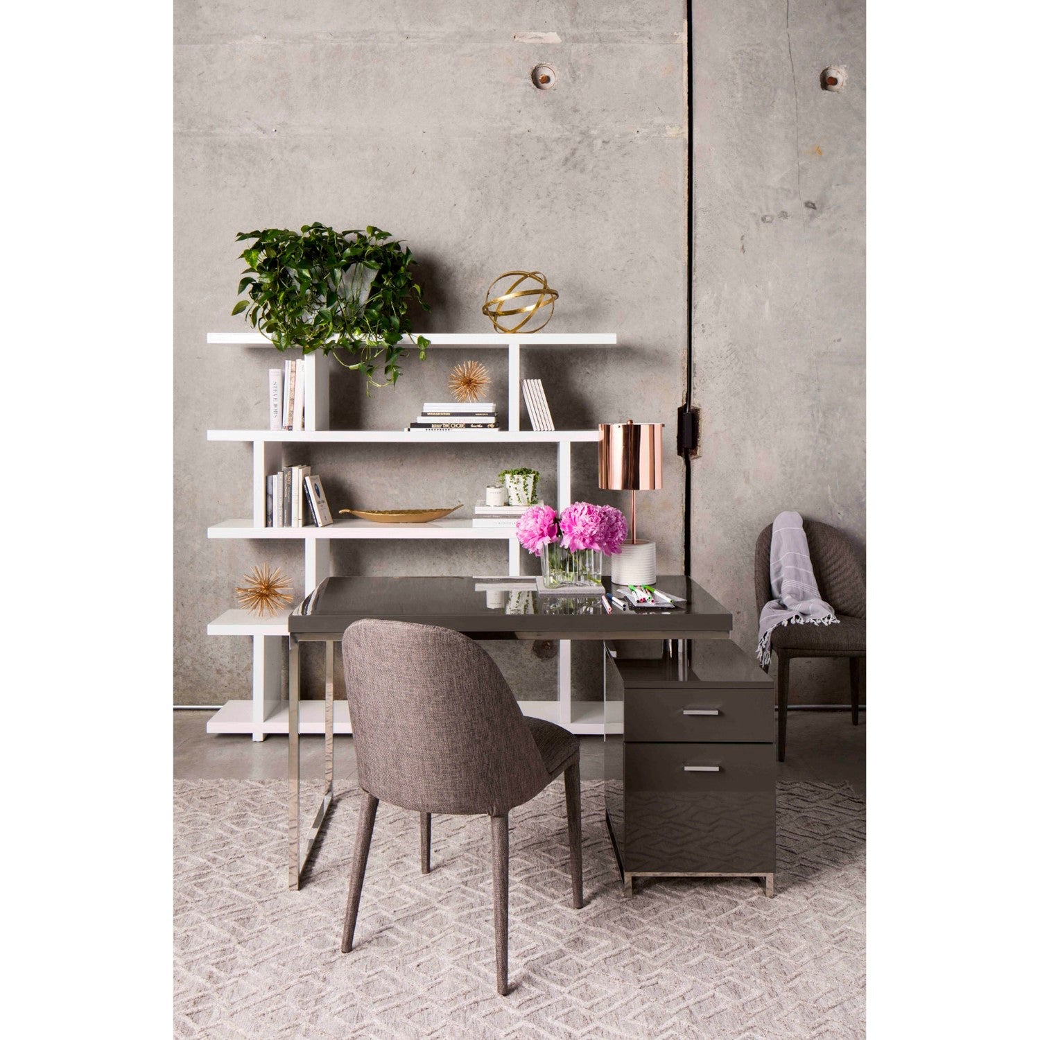 Miri Bookshelves 24