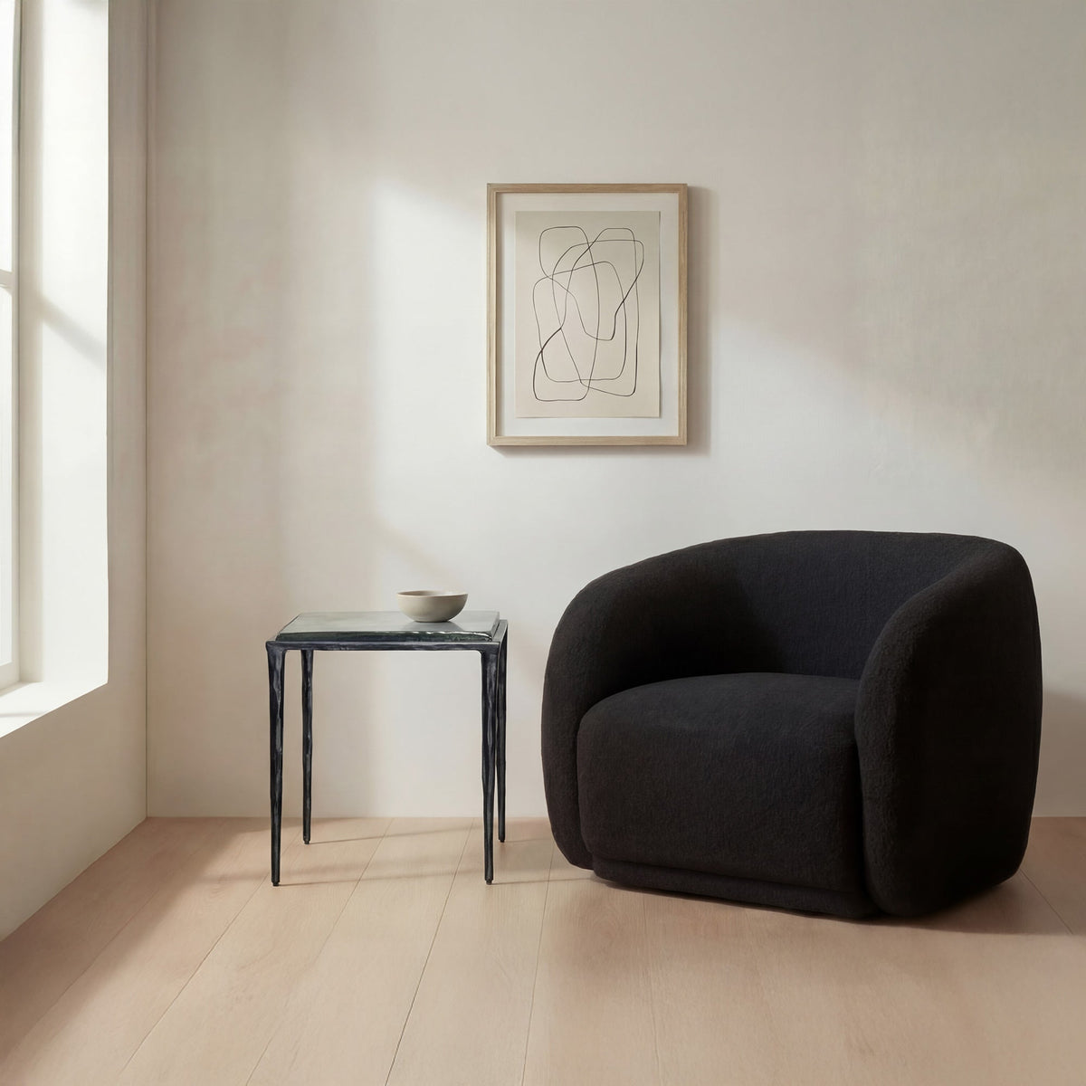 Mari Side Table