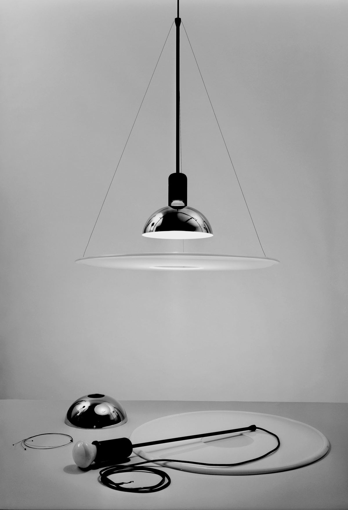 Frisbi Plastic and steel Pendant Lighting in Various Colors