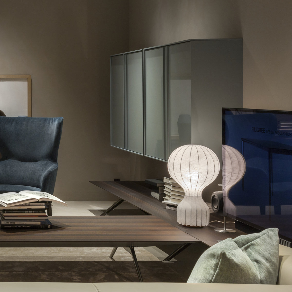 Gatto Cocoon resin White Table Lighting