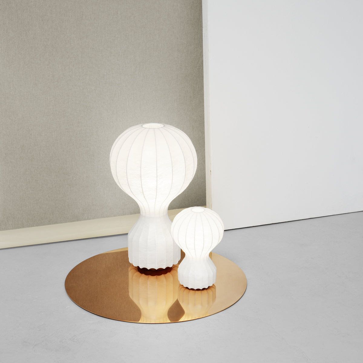 Gatto Cocoon resin White Table Lighting