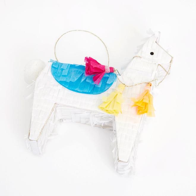 llama pinata favor by meri meri 4