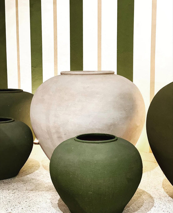 Grand Outdoor Resin Vessel Moon Garden 5