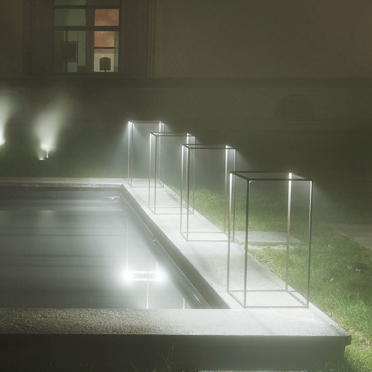 Ipnos Aluminum Floor Lighting in Various Colors