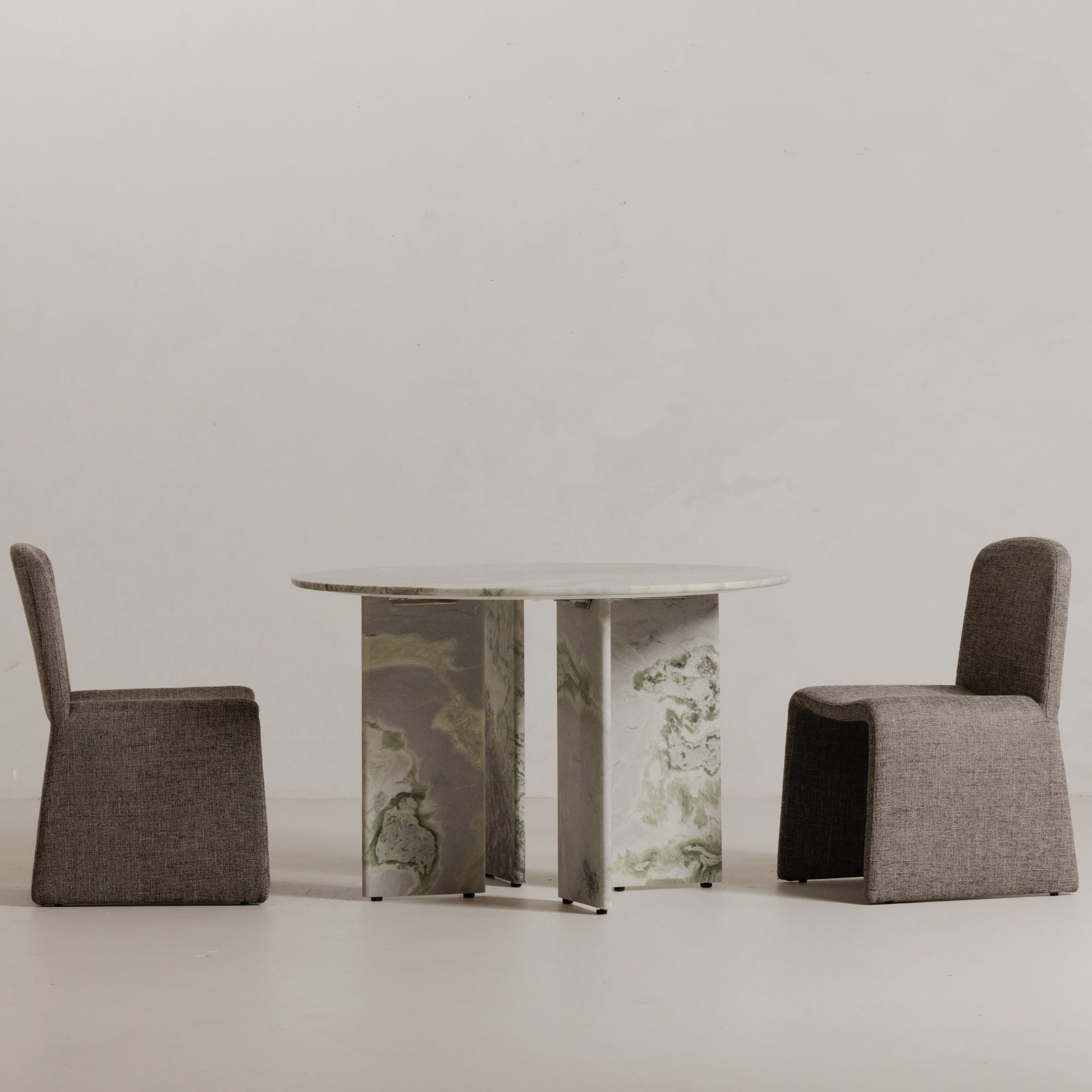 Celia Dining Table Moes Home Collection Mhc Jd 1076 16 0 35