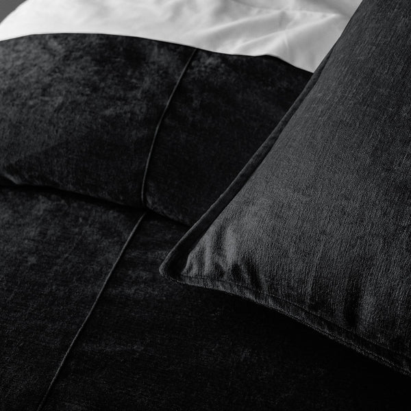 Juno Velvet Black Bedding 2