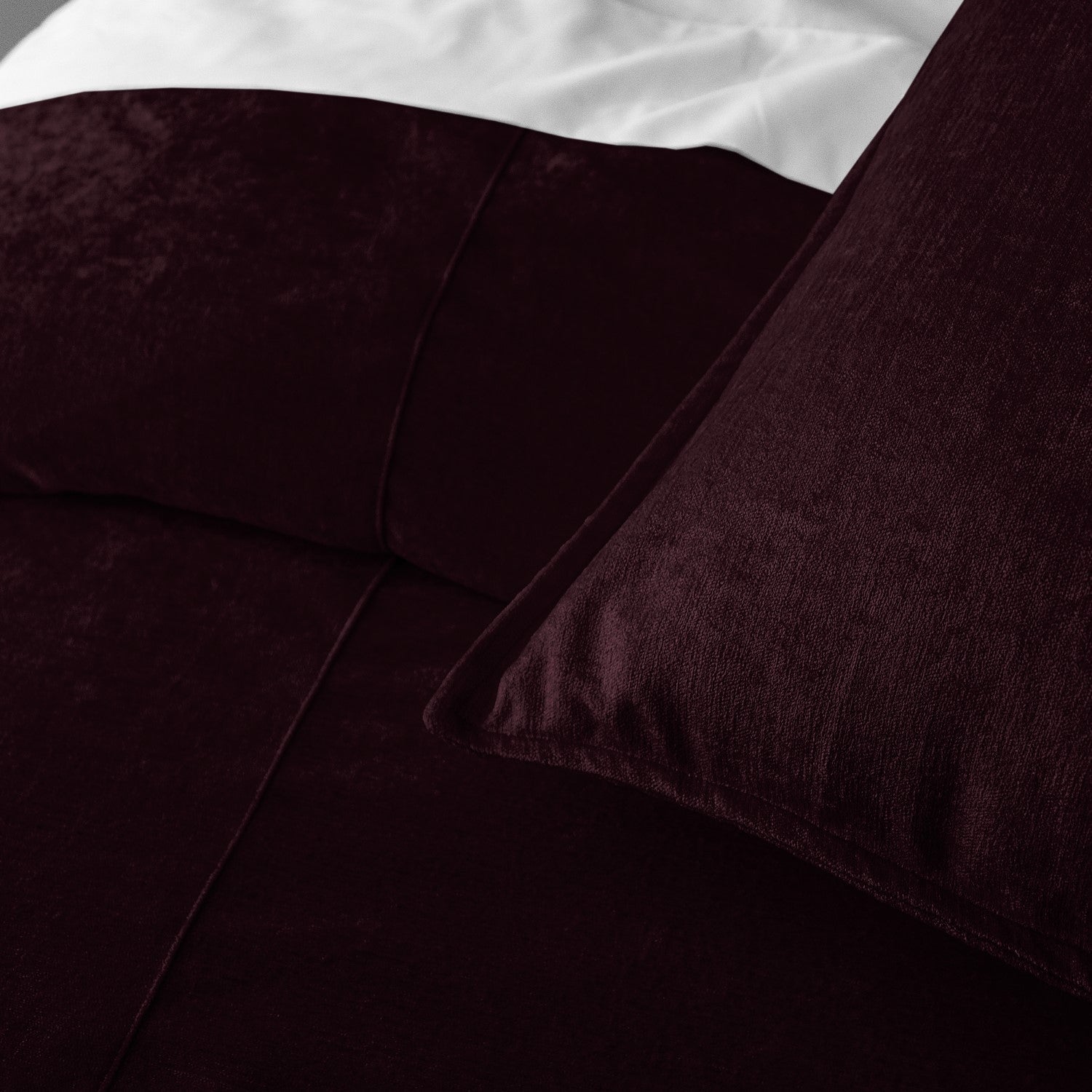 Juno Velvet Bordeaux Bedding 2