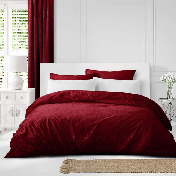 Juno Velvet Red Bedding 4