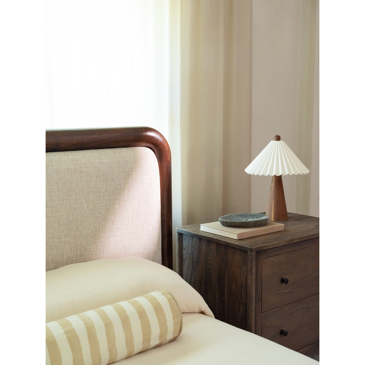 Bower Bed