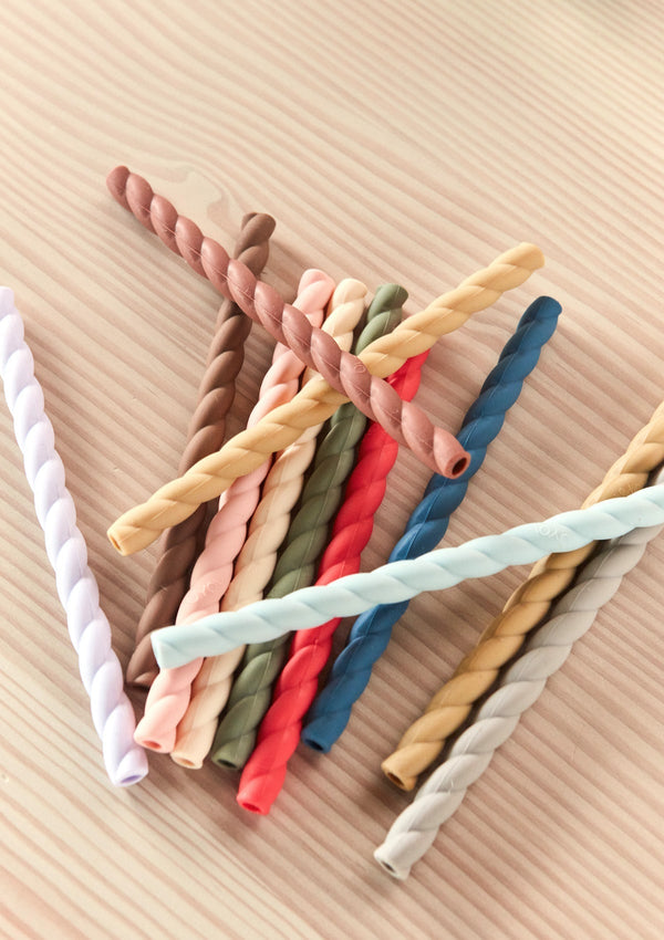 mellow silicone straw set cherry red vanilla 3