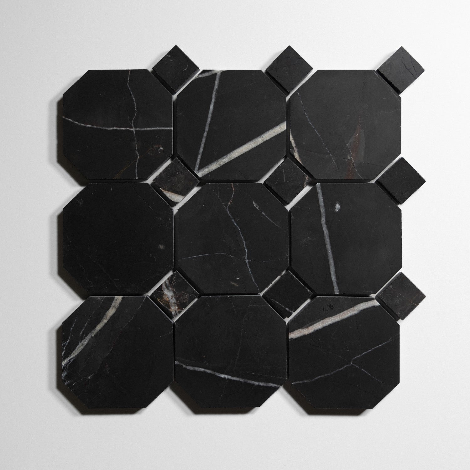 Nero St. Gabriel Accent Nero St. Gabriel Tile Sample