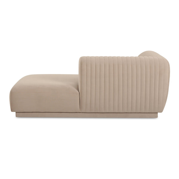 Zandro Sectional Moes Home Collection Mhc Oa 1036 34 L 0 8