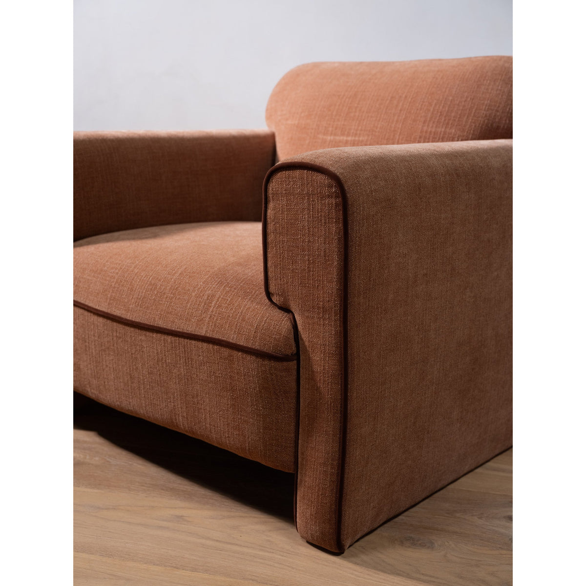 Leo Chair