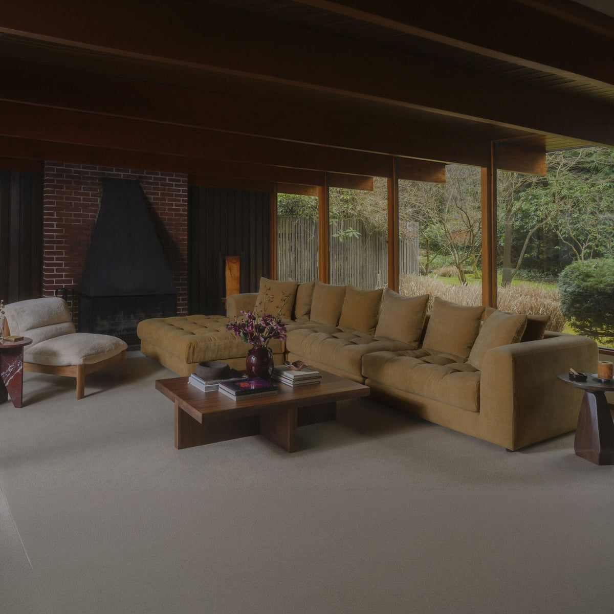 Davie Arm Facing Chair