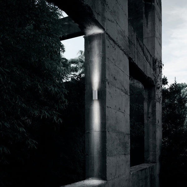 f1110u01 climber wall lighting by piero lissoni 11