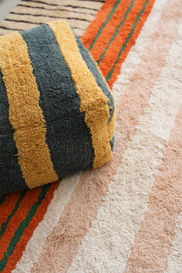 Color On Lines Pouf Lorena Canals P Lmar 25