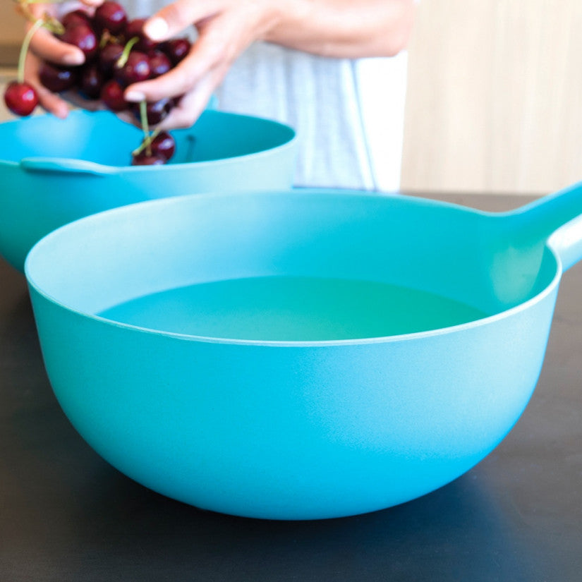 Pronto Bamboo Large Mixing Bowl and Colander Set in Various Colors design by EKOBO
