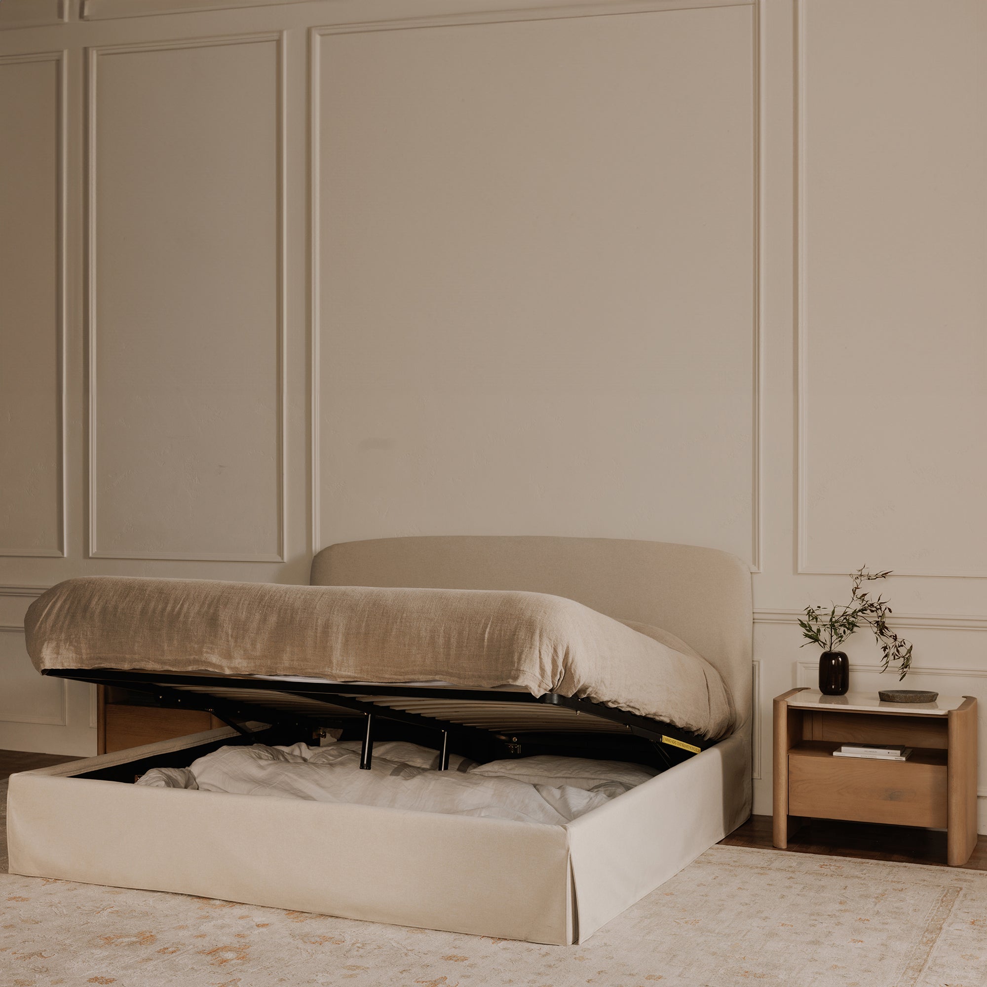 Joan Storage Bed Moes Home Collection Mhc Rn 1150 05 0 35