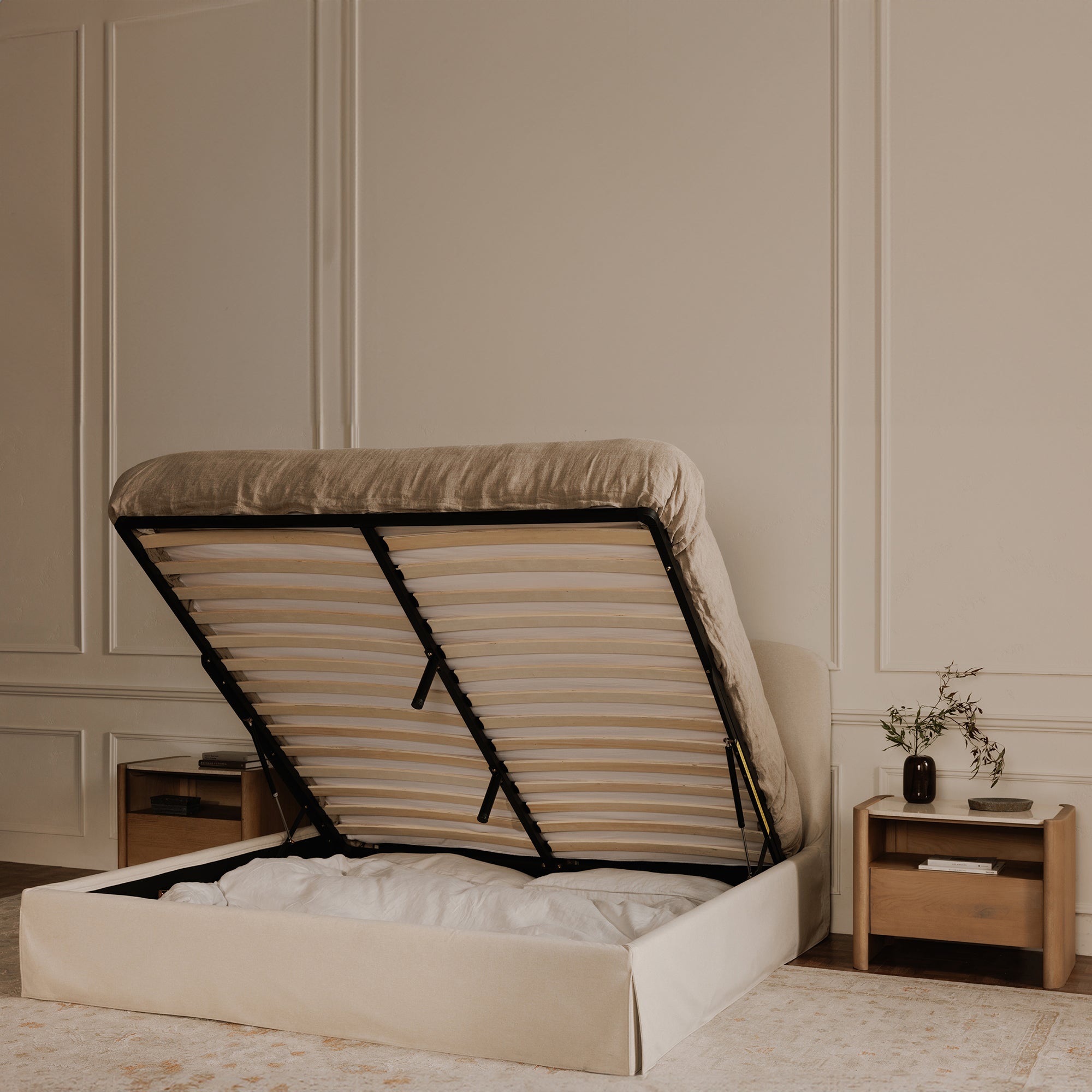 Joan Storage Bed Moes Home Collection Mhc Rn 1150 05 0 37