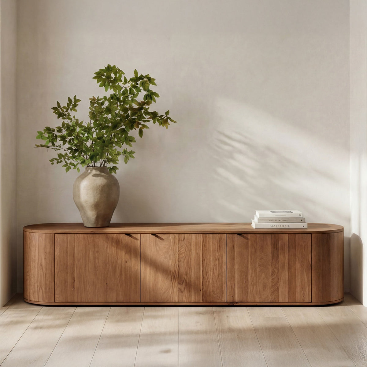 Theo Media Bench