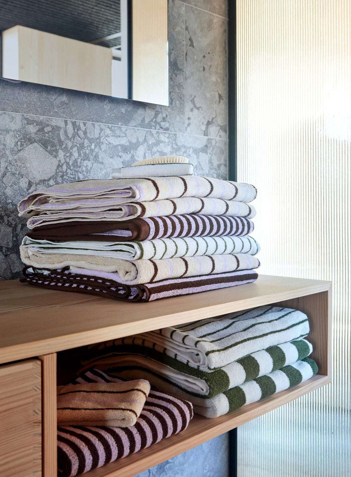 raita towel green 2