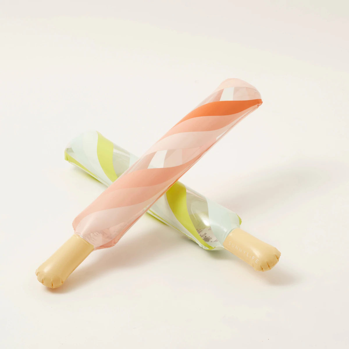 inflatable bdy ice block set 2 by sunnylife s2pstiib 1