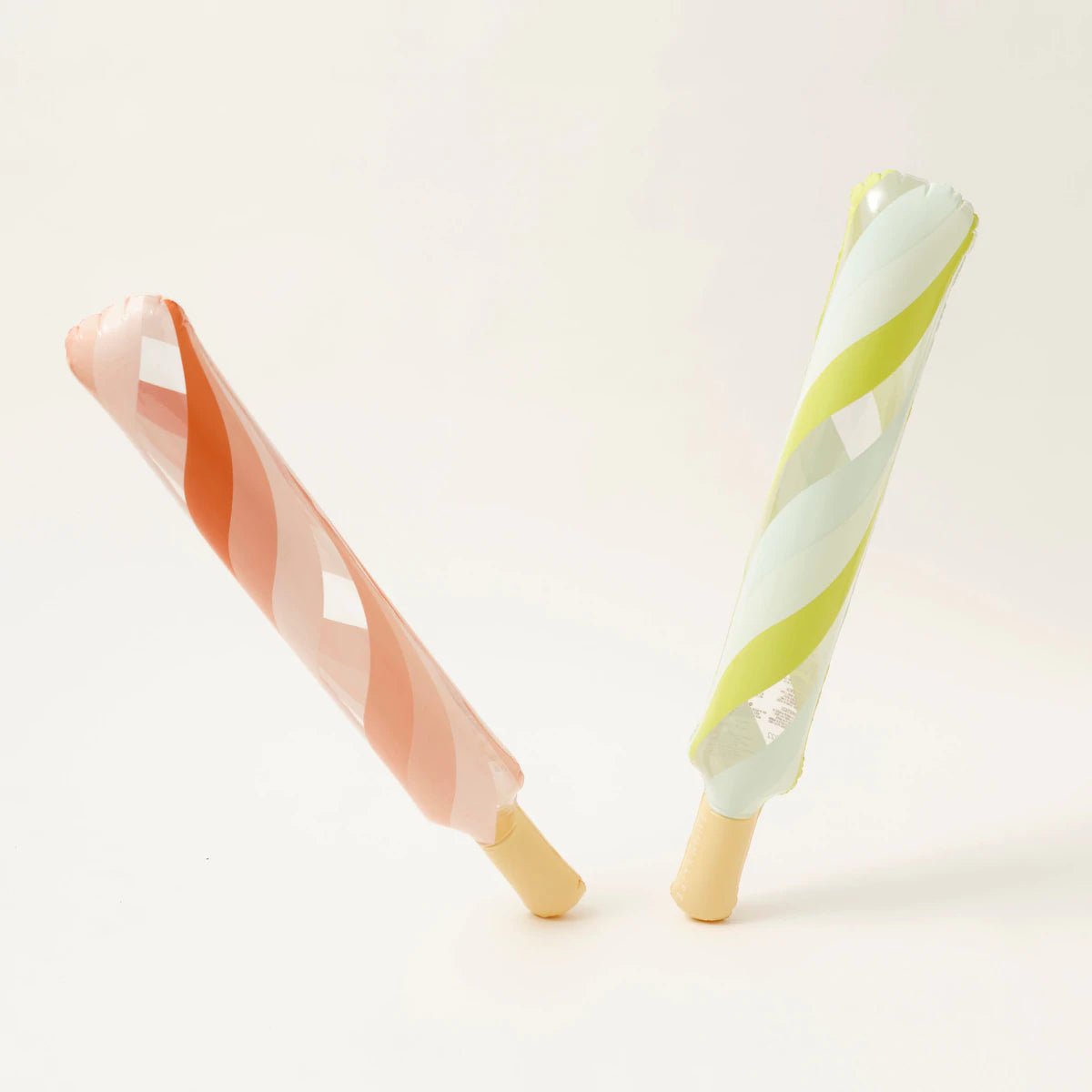 inflatable bdy ice block set 2 by sunnylife s2pstiib 3