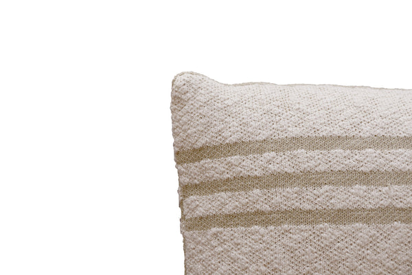 knitted cushion duetto by lorena canals sc duetto olv 28