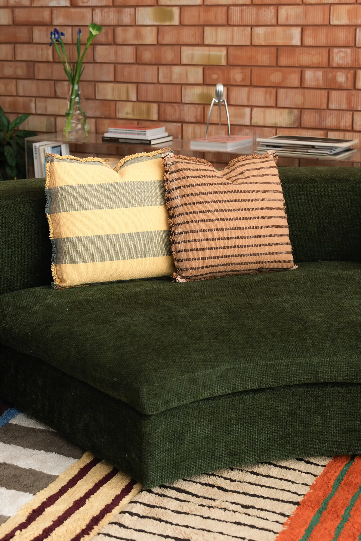 Color On Lines Cushion Lorena Canals Hl Sc Lbl R 46