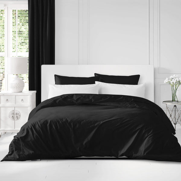 St Anne Black Bedding 2