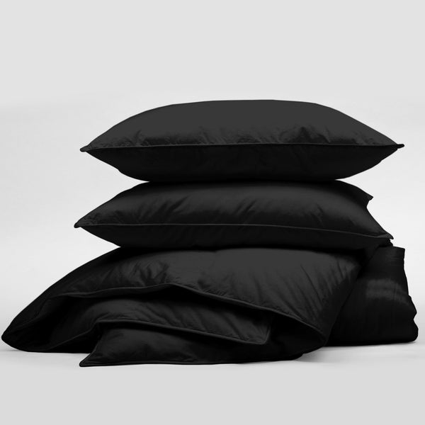 St Anne Black Bedding 1