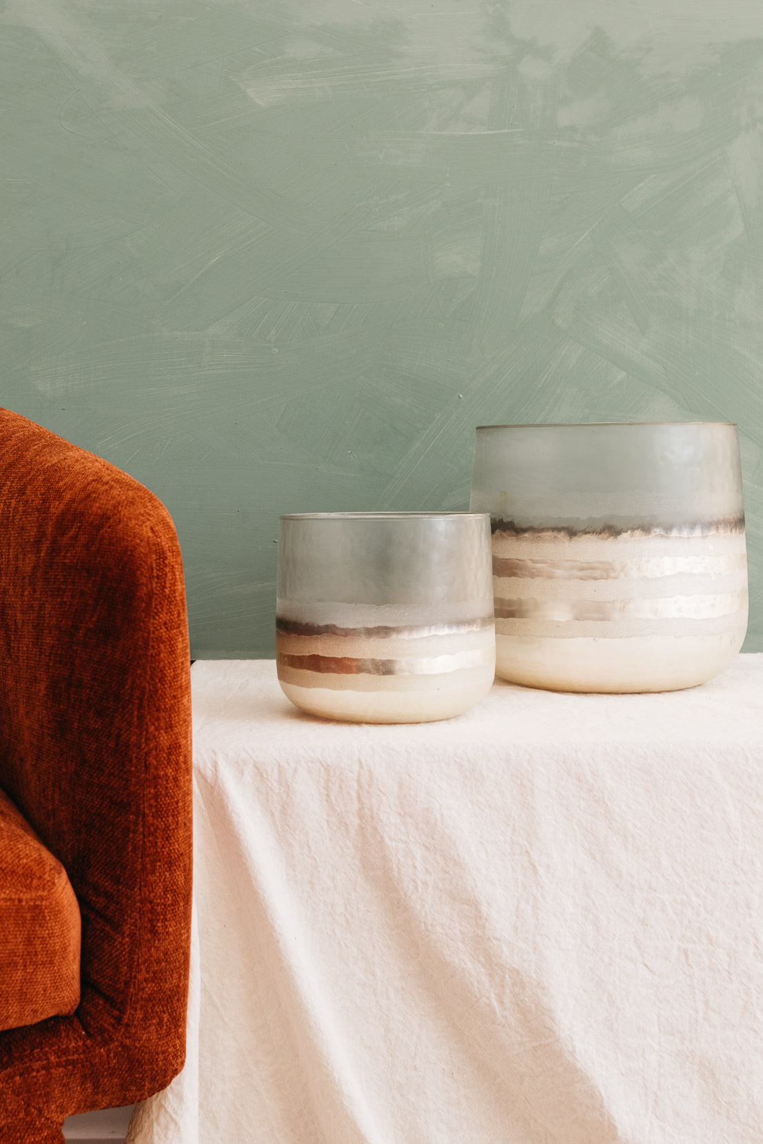 off white smoke candle hurricane 3