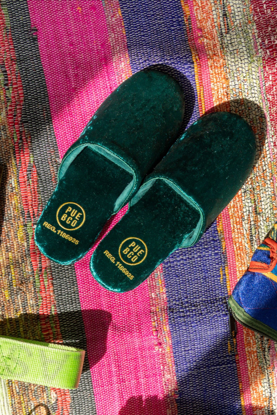 Velvet Slipper 16