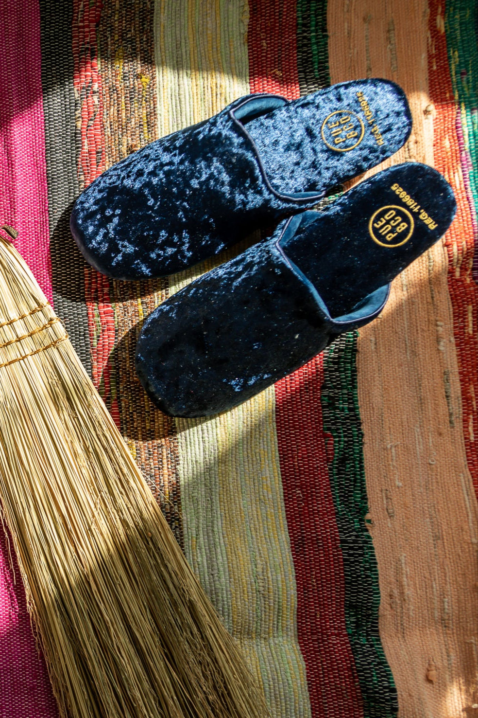 Velvet Slipper 17