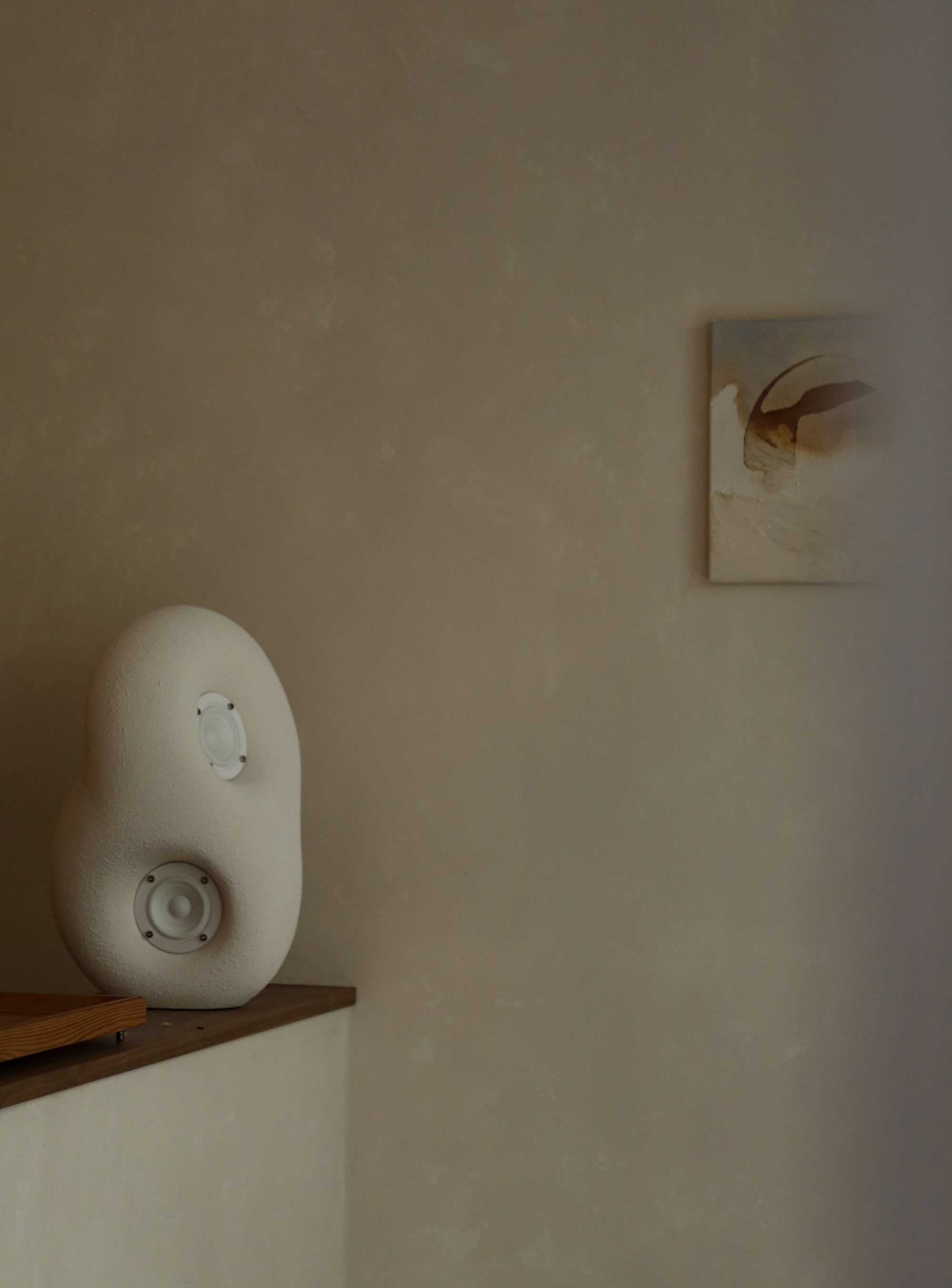 acoustic sculpture speaker by transparent 16