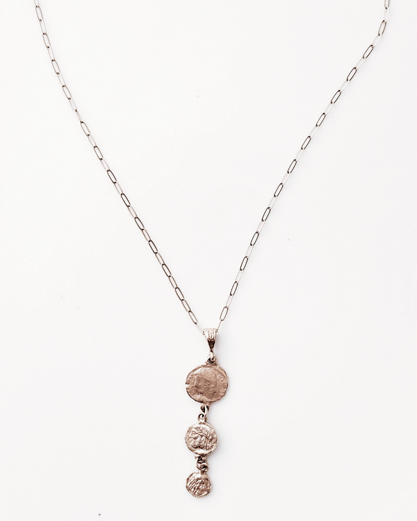 Jamais Deux Sans Trois Necklace