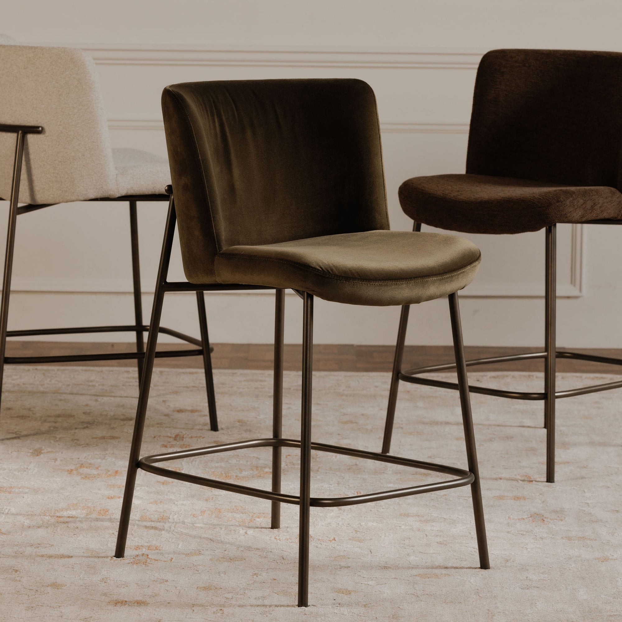 Early Bar Stool Moes Home Collection Mhc Ym 1014 34 47