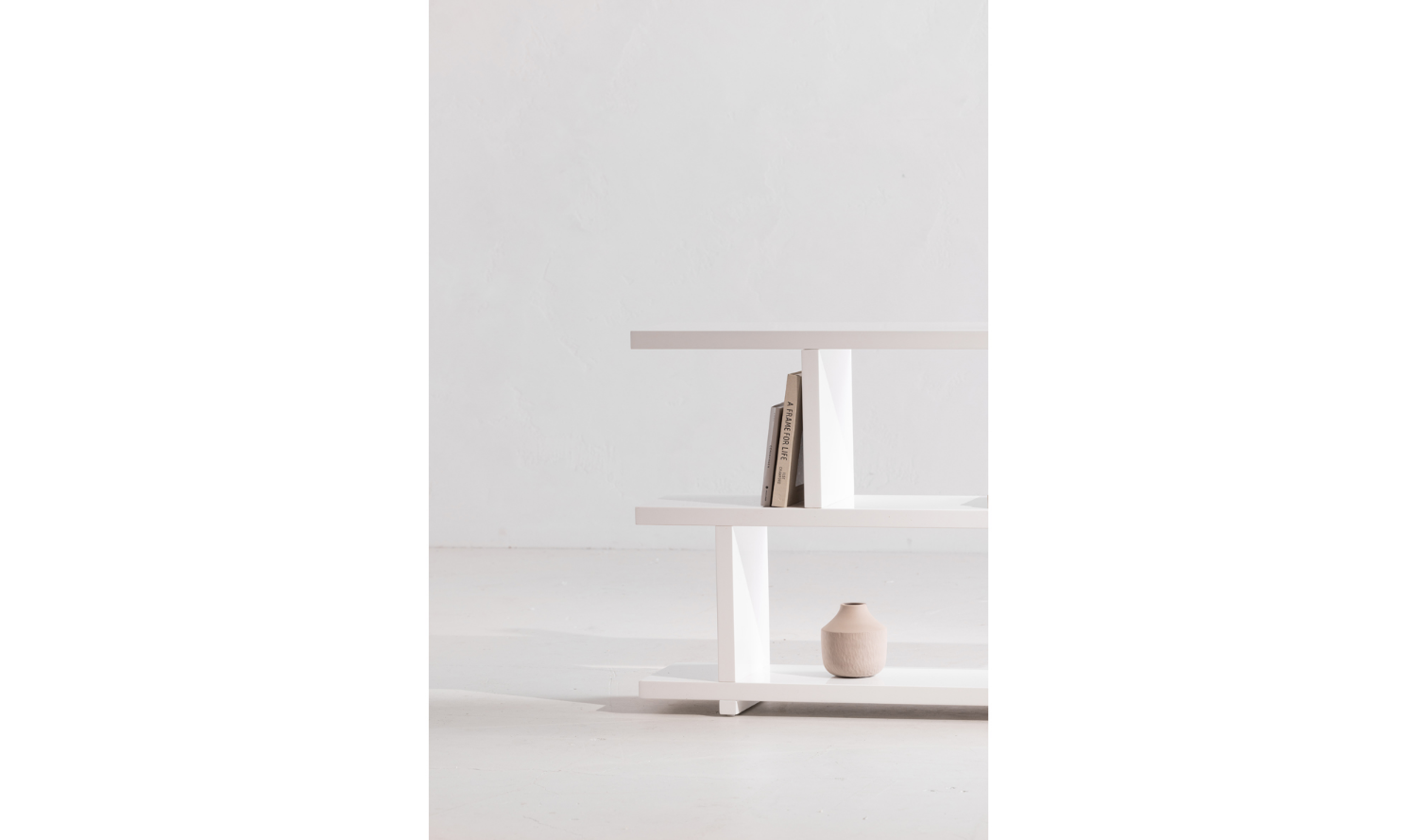 Miri Bookshelves 16