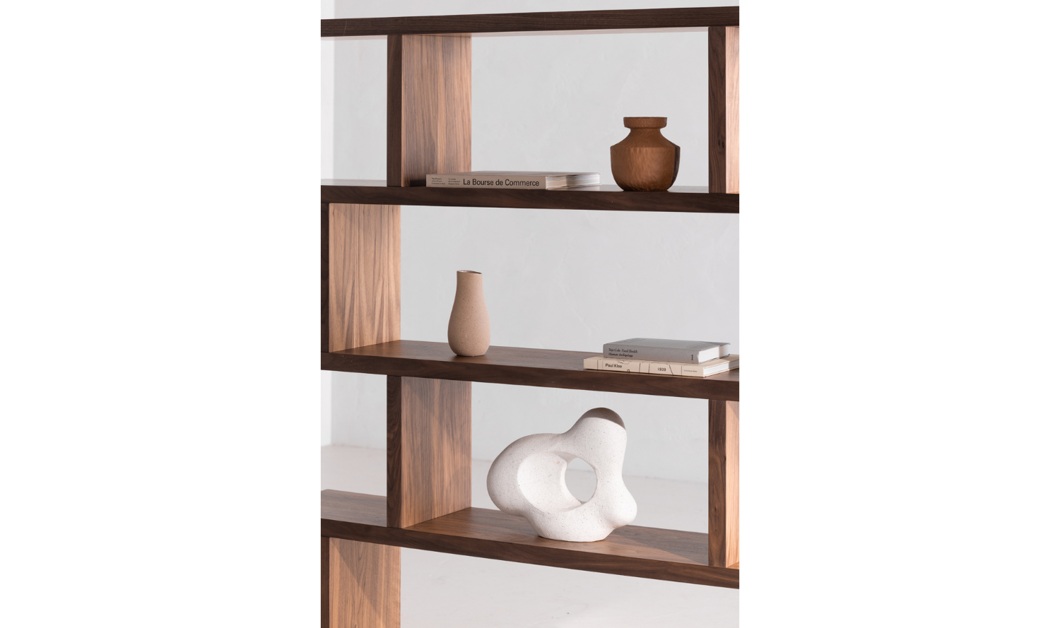 Miri Bookshelves 15