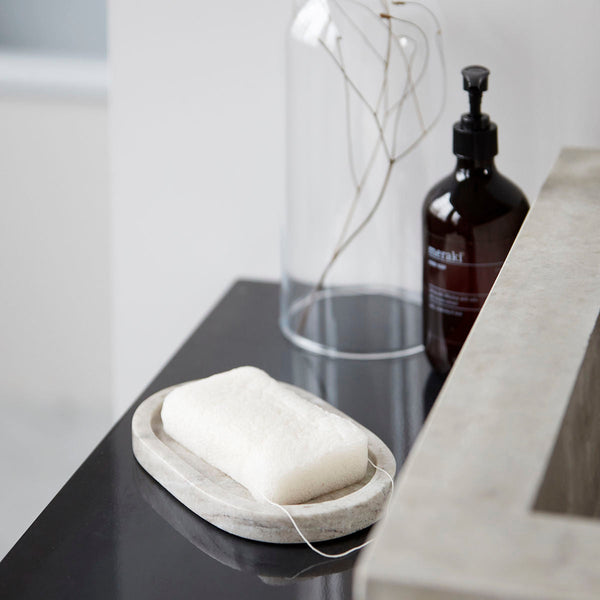 meraki konjac sponge in white rectangle 4