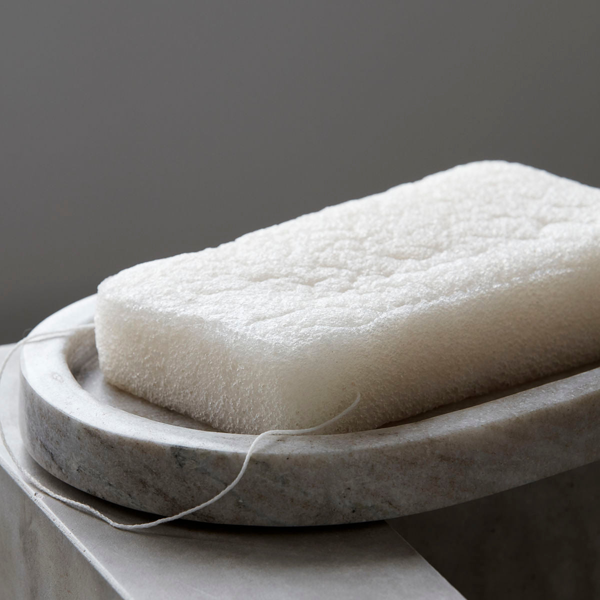 meraki konjac sponge in white rectangle 2