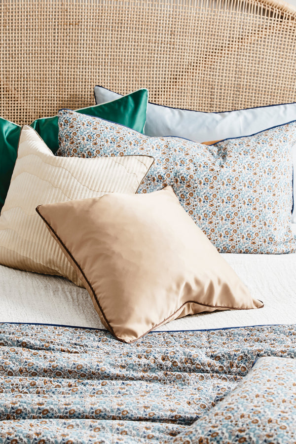 avior cushion cover by ladron dk 7