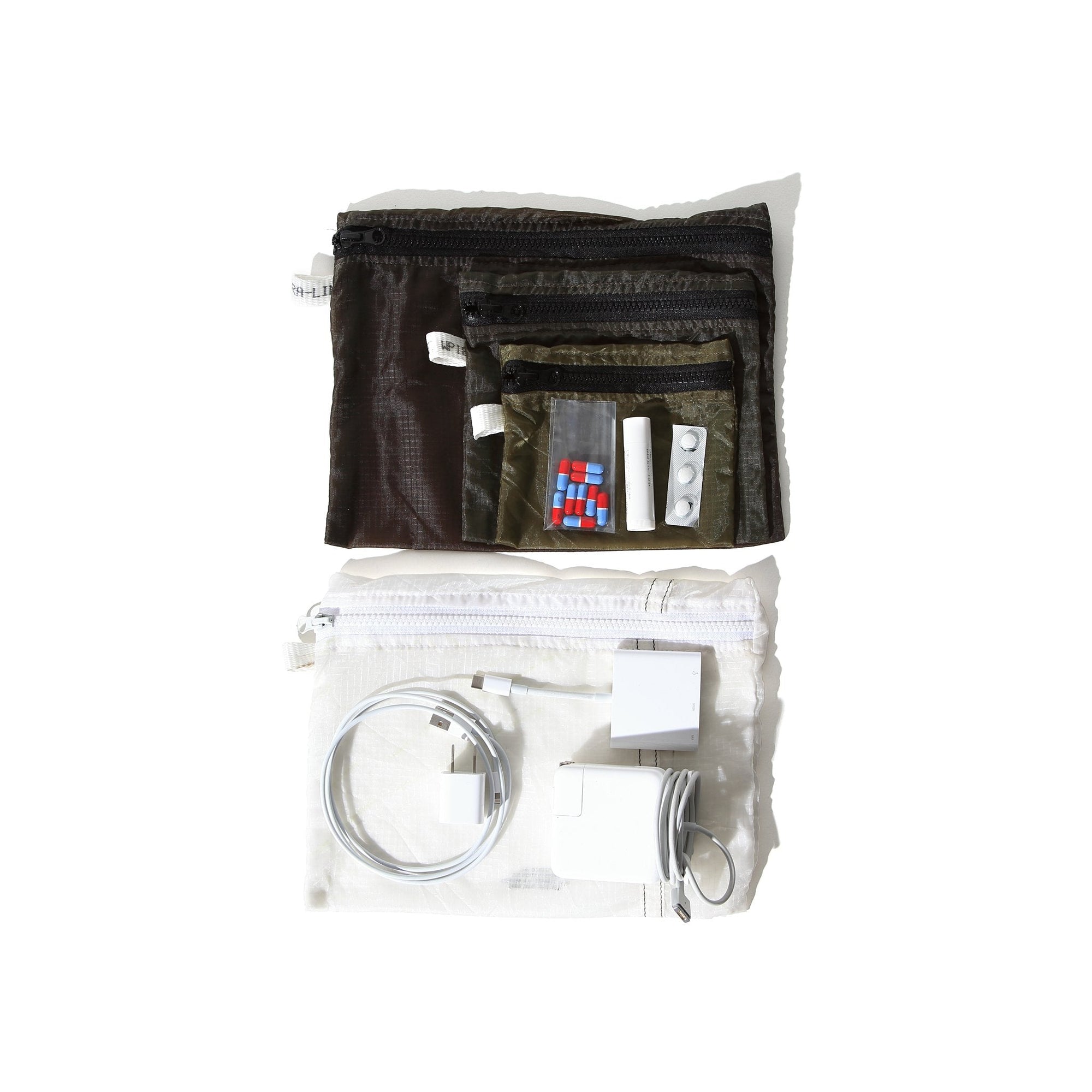 V Parachute Light Pouch 1